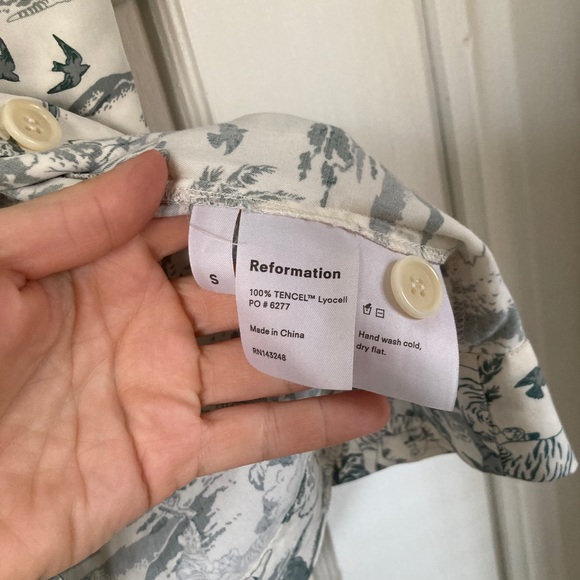 Reformation button up blouse - Picture 3 of 5